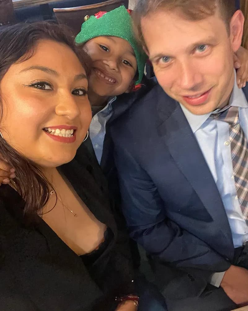 guadalupe thomas and family