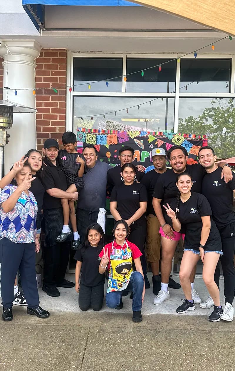 https://cf.digitalpotter.io/tenants/6a0770c0802690ed02b35af6/plitz/96719eb83522 taqueria maria bonita team